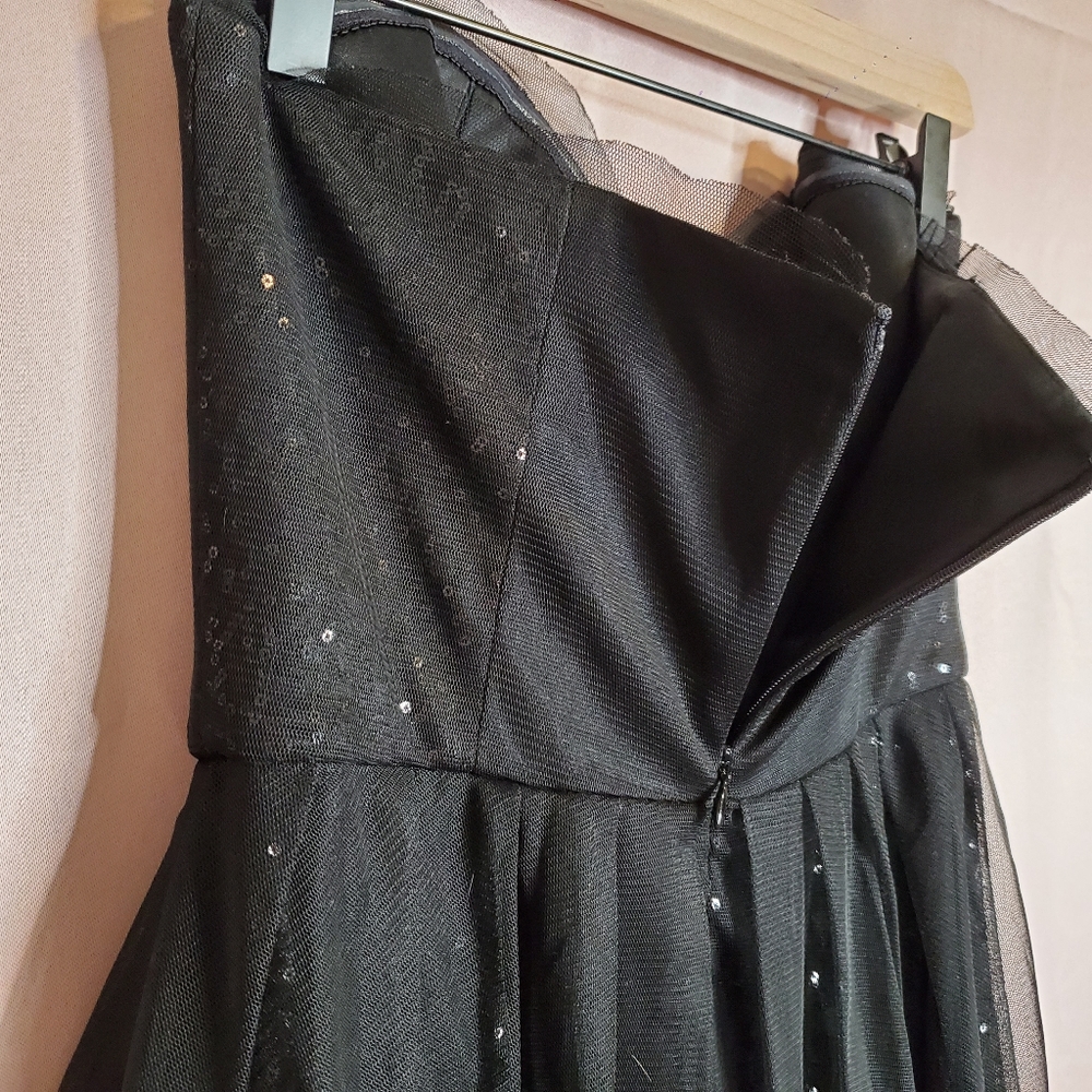 BCBG Max Azria High-Low Sequin and Tulle Dress - Picture 4 of 9